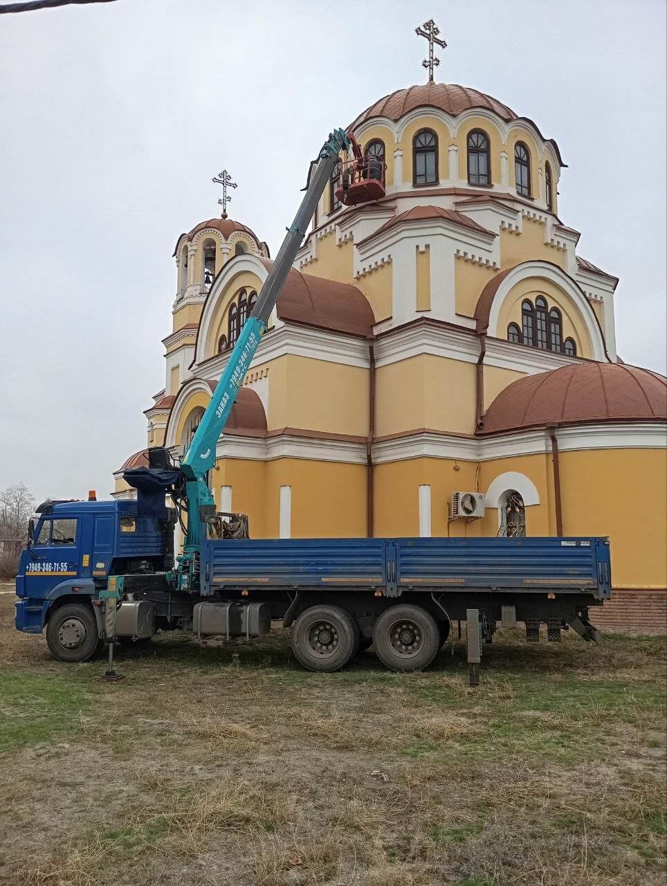 Автовышка АГП на базе КАМАЗ 65115 с краном HKTC HLC-7016 7т
