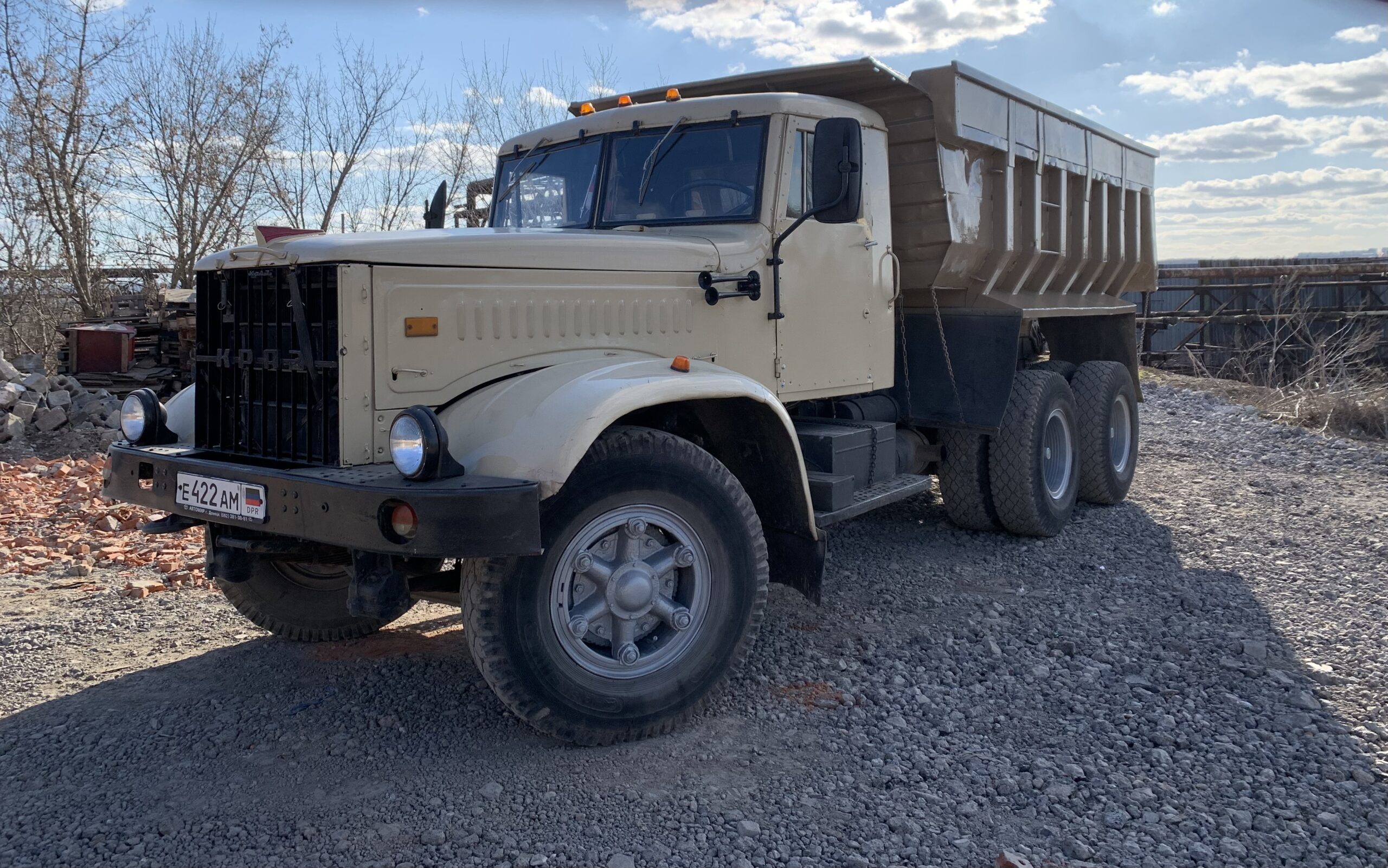 Самосвал КРАЗ 256 Б1